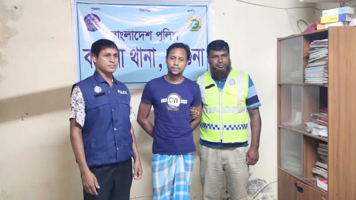১২ বছর পর ধরা পড়ল ভারতে পালিয়ে থাকা মৃত্যুদণ্ডপ্রাপ্ত আসামি