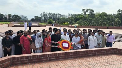 স্মৃতিসৌধে শ্রদ্ধা নিবেদনের মধ্য দিয়ে ‘যুবশক্তি’র যাত্রা শুরু