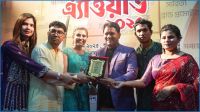 লাবণ্য অ্যাওয়ার্ড পেলেন সাংবাদিক আরাফাত হিমেল