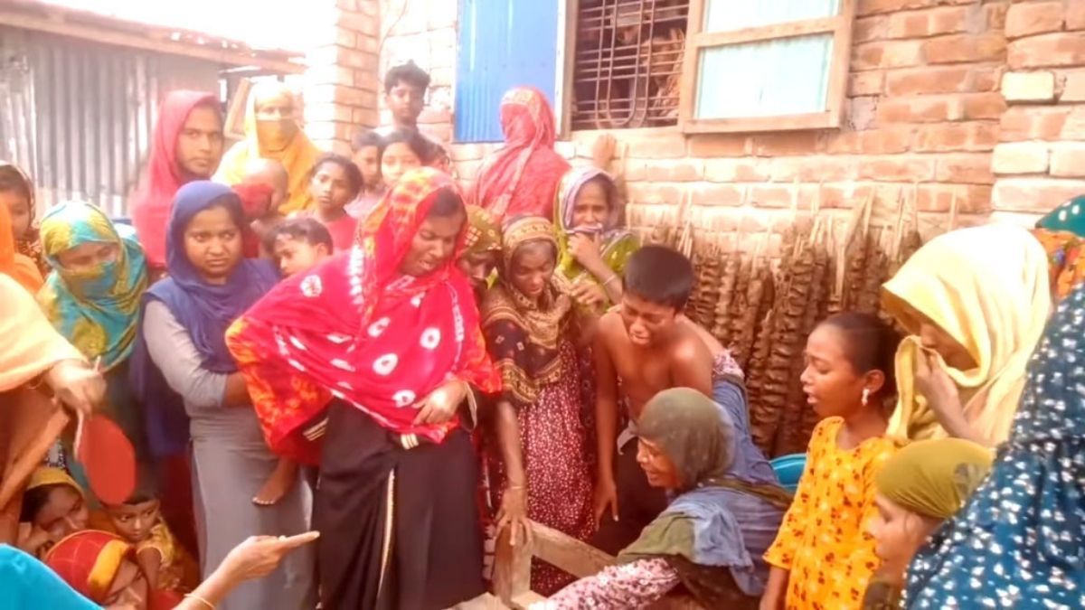 পুকুরে গোসলে নেমে প্রাণ গেল ২ বোনের