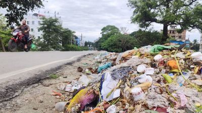 হাজীগঞ্জে বর্জ্য ফেলা হচ্ছে খোলা জায়গায়, পরিবেশ-স্বাস্থ্য বিপর্যয়