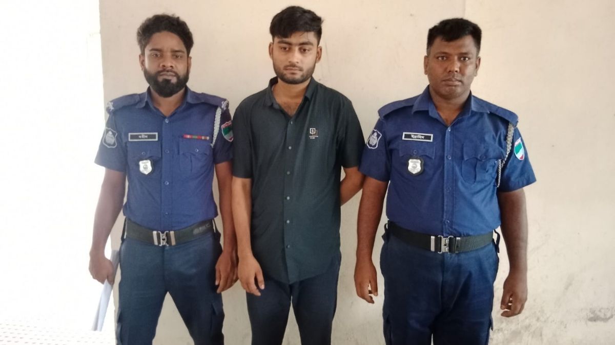 কুষ্টিয়ায় যৌন হয়রানির অভিযোগে ডেন্টিস্ট গ্রেপ্তার