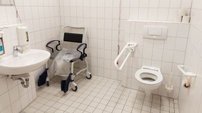 ১০ মিনিটের বেশি কমোডে বসলেই মহাবিপদ!