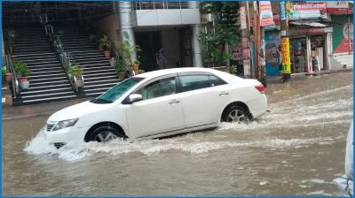 টানা বর্ষণে কুমিল্লায় জলাবদ্ধতা, জনজীবন স্থবির
