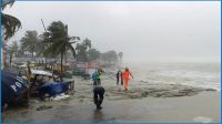 রাতে ঢাকাসহ ১০ জেলায় বজ্রঝড়ের আশঙ্কা
