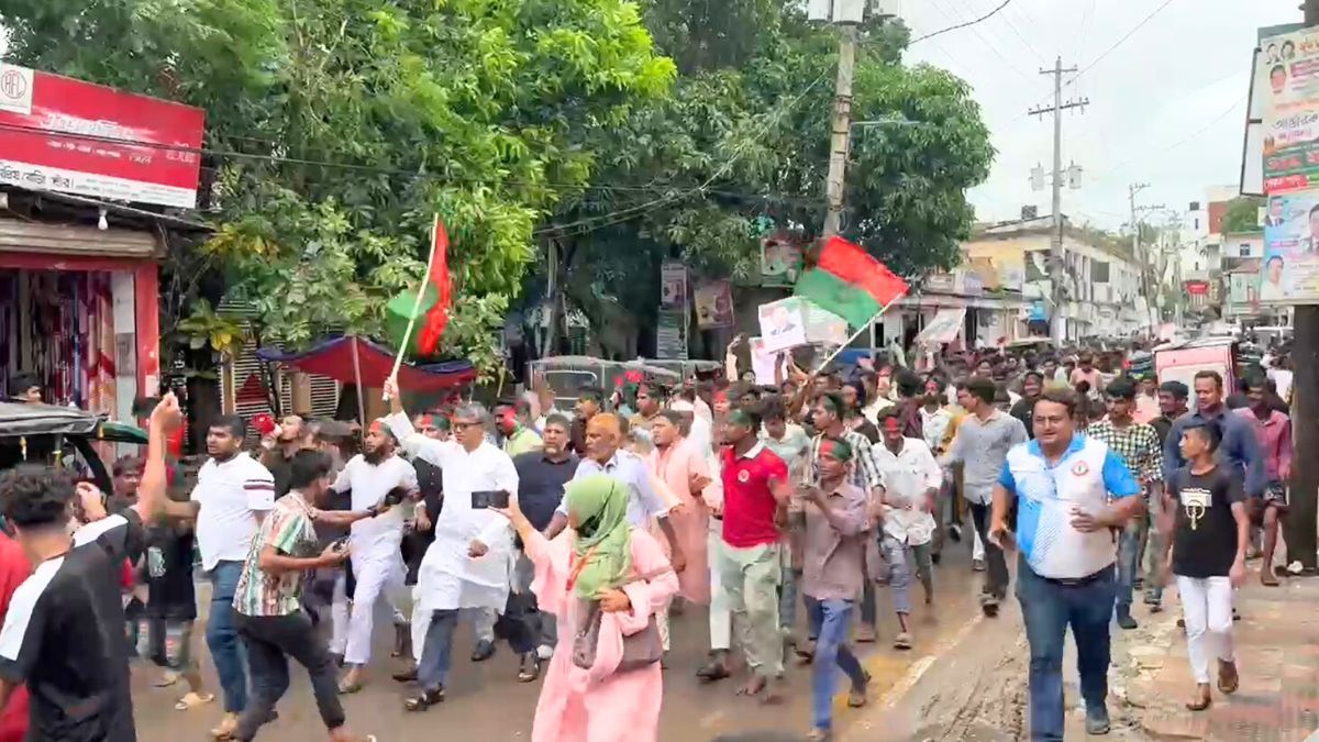 নবীনগরে জিয়াউর রহমানের শাহাদাতবার্ষিকীতে আলোচনা সভা ও দোয়া