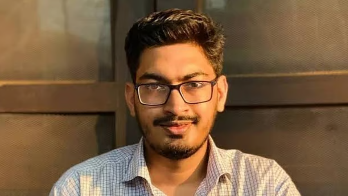 নগদের ১৫০ কোটি টাকা আত্মসাতের আলামত, স্ত্রীসহ আতিক মোর্শেদকে দুদকে তলব