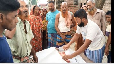 মেহেরপুরে সড়কে প্রাণ গেল ছাগল ব্যবসায়ীর, আহত ৪