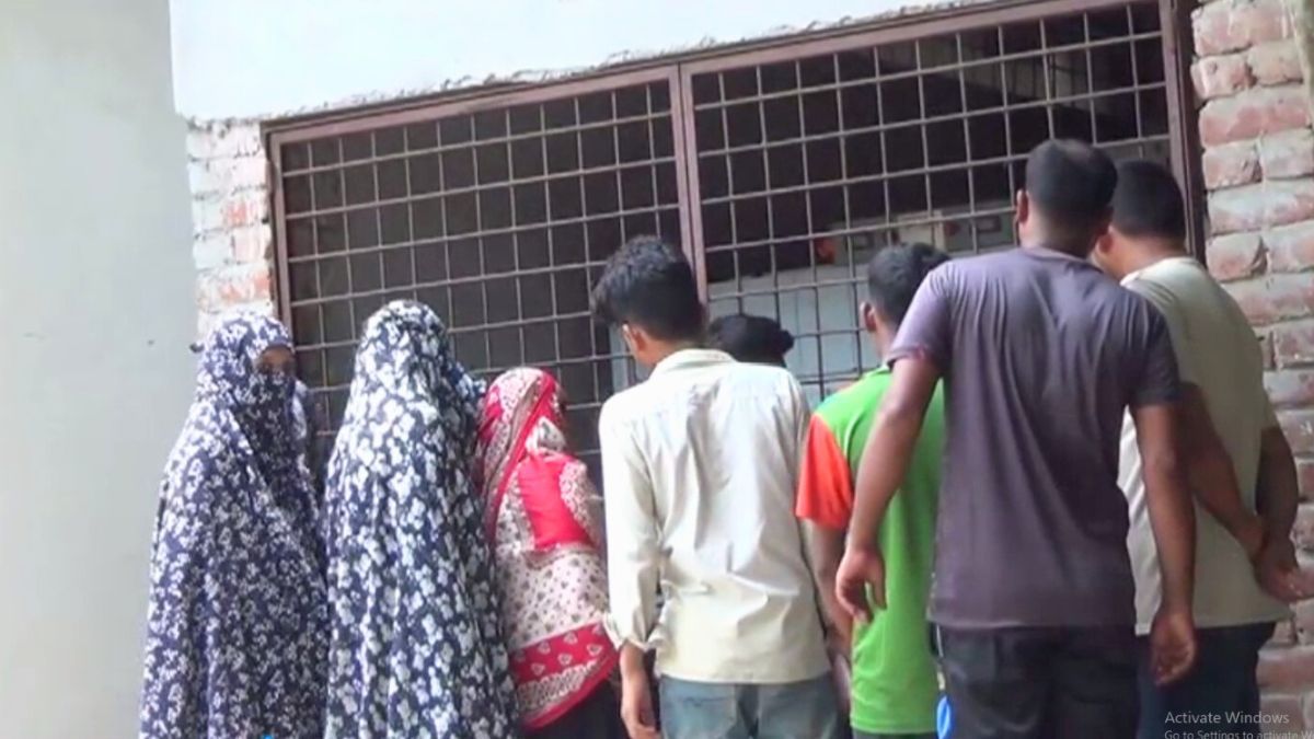 ঝিনাইদহে পৃথক সড়ক দুর্ঘটনায় দুই শিক্ষার্থী নিহত