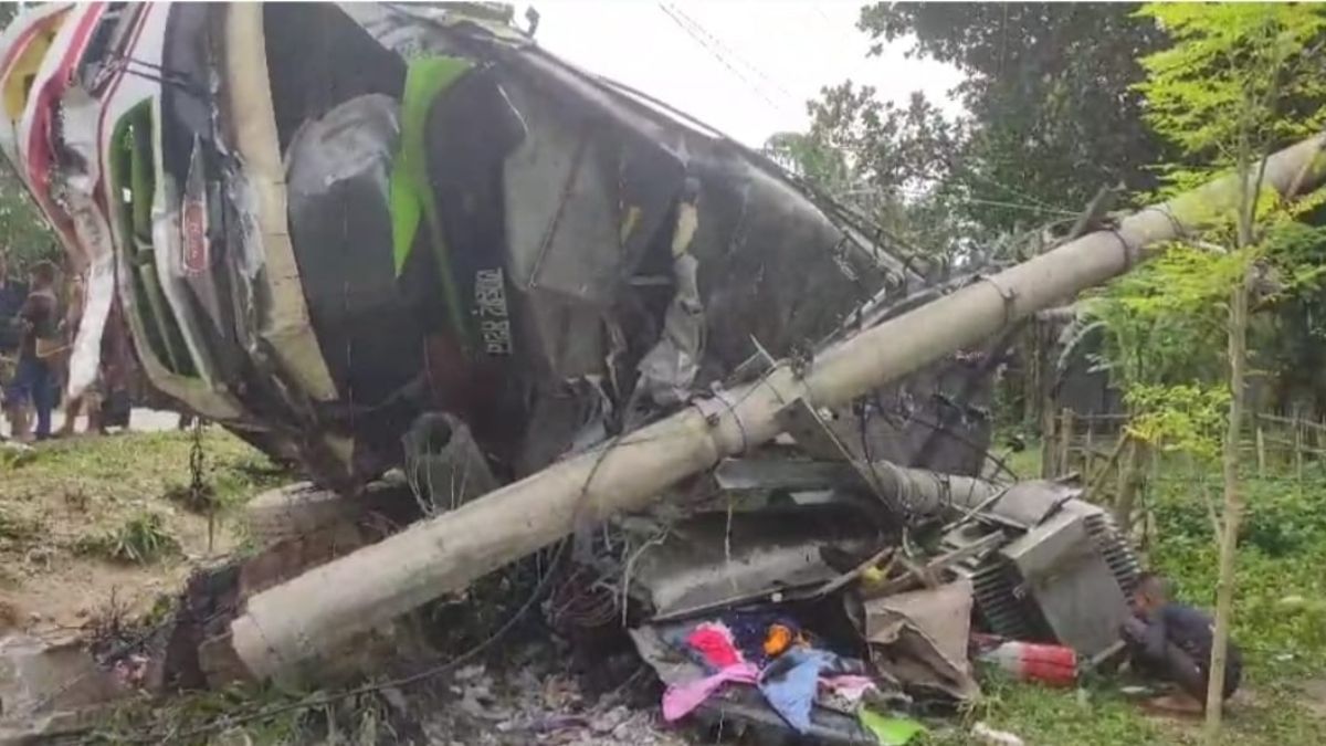 তারাকান্দিতে সড়ক দুর্ঘটনা নিহত ১, আহত ১৫