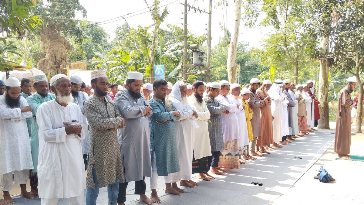 কালীগঞ্জে তিন গ্রামে ঈদুল আজহা উদযাপন