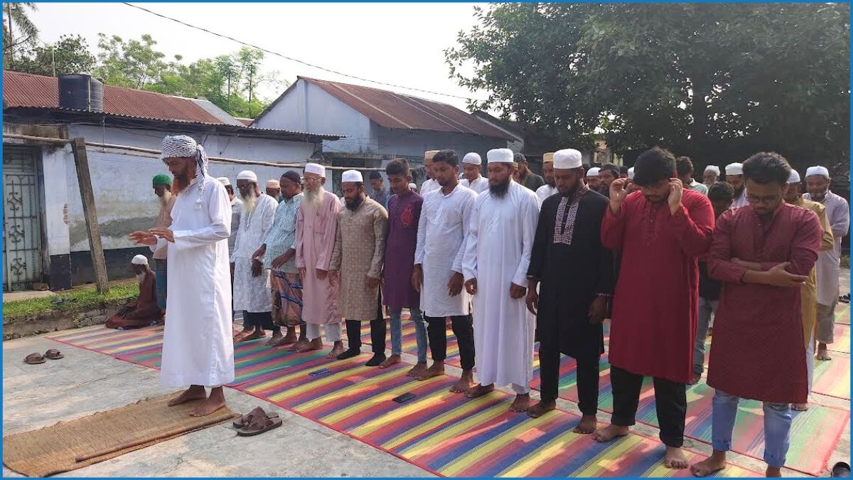 ঝিনাইদহের হরিণাকুণ্ডুতে উদযাপিত হচ্ছে ঈদুল আযহা