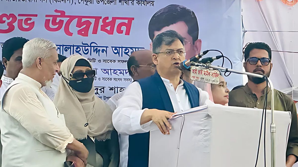তারেক রহমানের নেতৃত্বে দেশকে ফ্যাসিবাদমুক্ত করতে পেরেছি : সালাহউদ্দিন আহমেদ