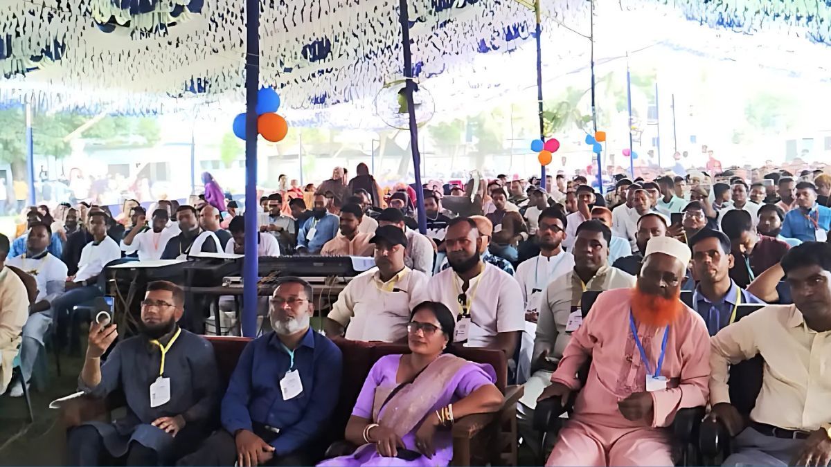 বগুড়ায় সরকারি চাঁচাইতারা মাদলা স্কুলের প্রাক্তন শিক্ষার্থীদের মিলনমেলা