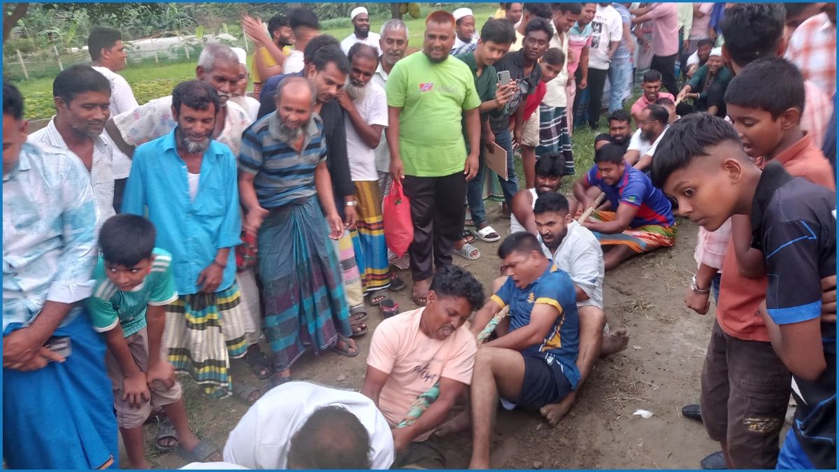 ঈদ উৎসবে মেতে উঠলেন ডাউটিয়া গ্রামের মানুষ