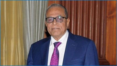 দেশে ফিরলেন সাবেক রাষ্ট্রপতি আবদুল হামিদ