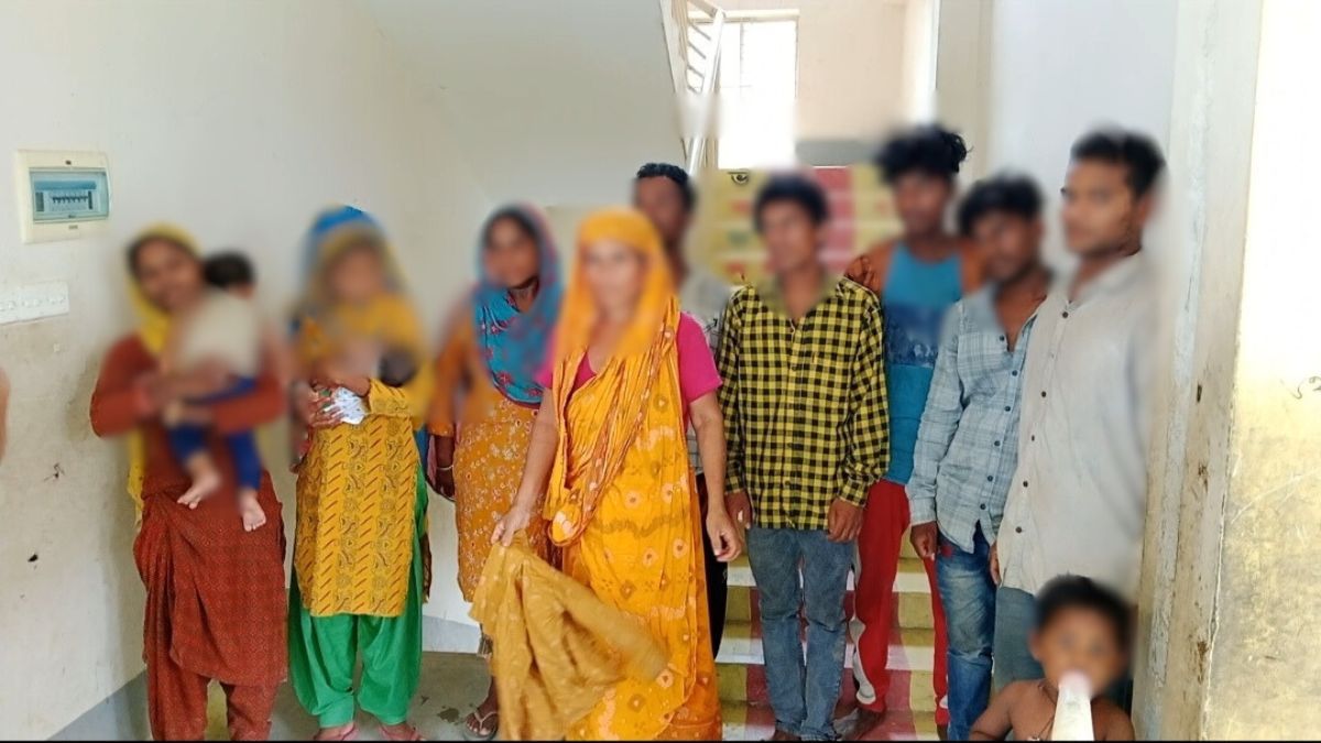 মুজিবনগর সীমান্তে নারী–শিশুসহ ১২ জনকে পুশইন করল বিএসএফ