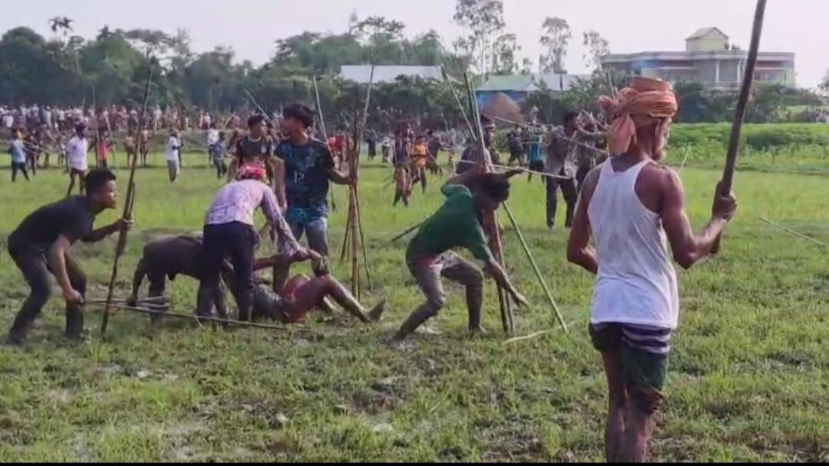 নাসিরনগরে শসা চুরি নিয়ে ২ পক্ষের সংঘর্ষ, আহত শতাধিক