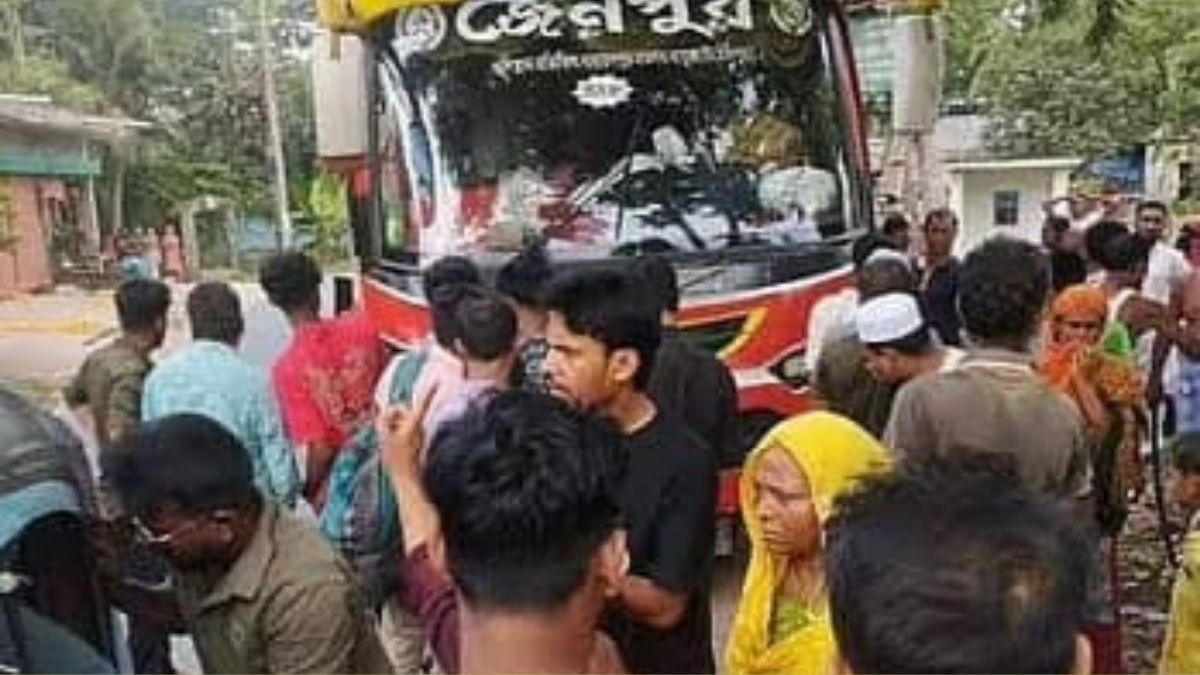 বাবার মৃত্যুর ৭ দিন পর সড়কে প্রাণ গেল ছেলের