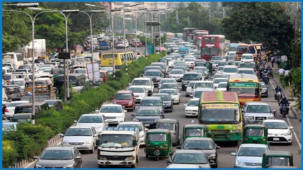 উল্টোপথে গাড়ি চলাচলে ডিএমপির কঠোর অভিযান