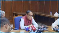 পাচারের অর্থ উদ্ধারে মামলা করবে সরকার