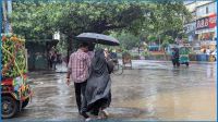 ৮ বিভাগেই বৃষ্টির আভাস, কোথাও কোথাও ভারী বর্ষণ