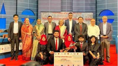 বদরুন্নেসাকে পেছনে ফেলে ছায়া সংসদে চ্যাম্পিয়ন ডিআইইউ