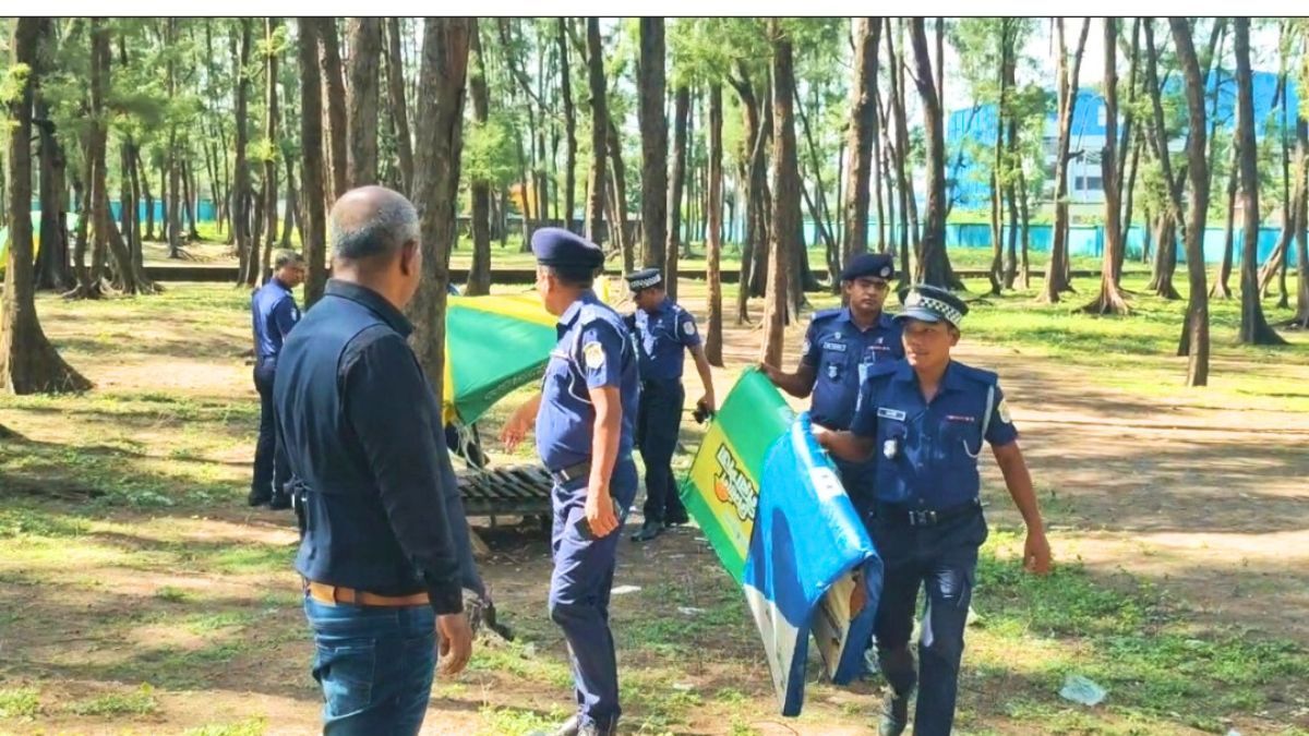 সমুদ্রসৈকতে কিটক্যাটে মাদক-আড্ডা, গুঁড়িয়ে দিল ট্যুরিস্ট পুলিশ