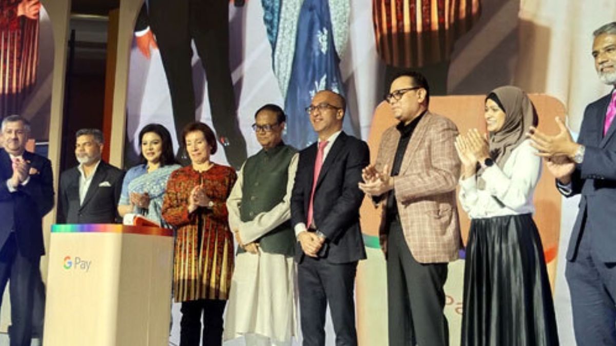অসীম সম্ভাবনার বাংলাদেশ, তবে ঝুঁকিও কম নয়