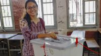 তরুণ ভোটারদের দিকে বিশেষ নজর ইসির