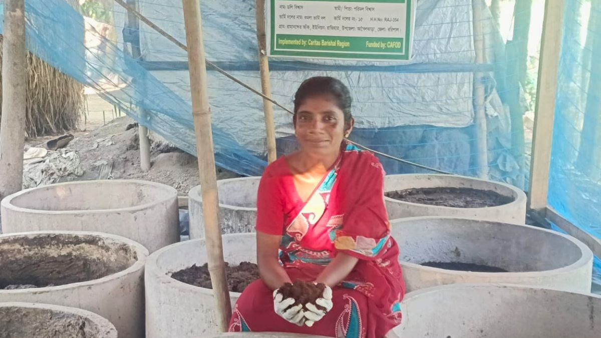 কেঁচো সারে ডলির ভাগ্যবদল