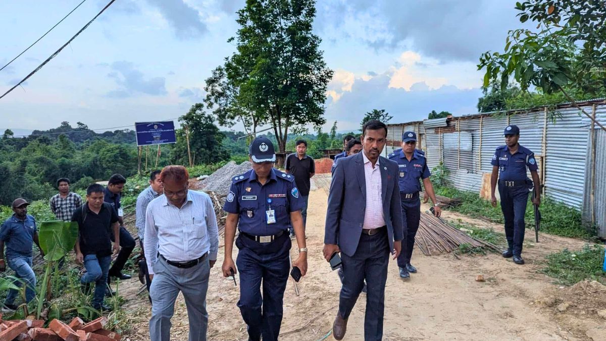 অস্ত্রধারীদের মহড়ার পর নিরাপত্তা জোরদার করছে রাবিপ্রবি