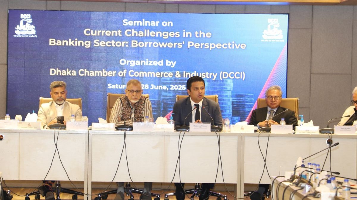 উচ্চ খেলাপি ঋণ ব্যবসার পরিবেশ সংকুচিত করছে : ডিসিসিআই