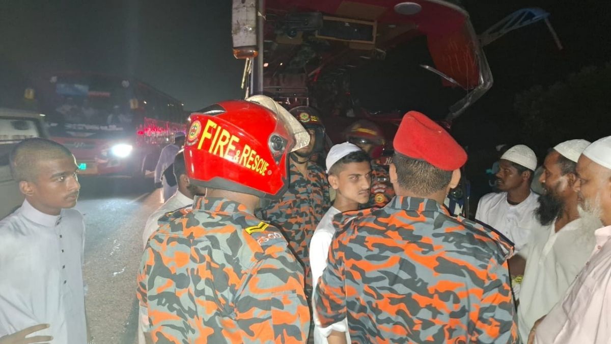 ঢাকা-মাওয়া এক্সপ্রেসওয়েতে ভয়াবহ দুর্ঘটনায় নিহত ৪