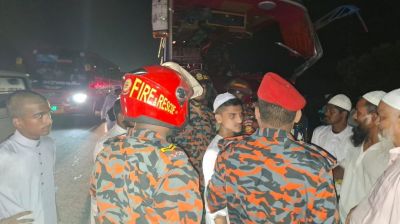 ঢাকা-মাওয়া এক্সপ্রেসওয়েতে ভয়াবহ দুর্ঘটনায় নিহত ৪