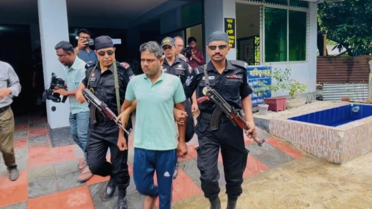 মাদকের টাকার জন্য পিতাকে দা দিয়ে কুপিয়ে হত্যা, ছেলে গ্রেপ্তার