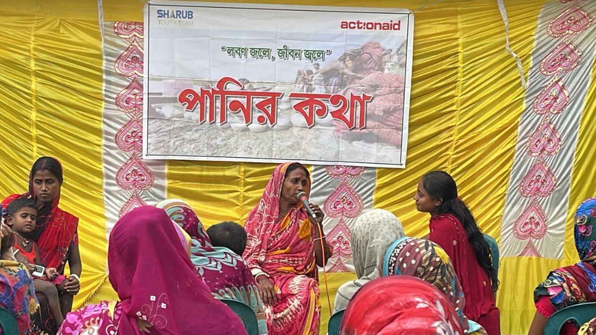 সাতক্ষীরায় সুপেয় পানির অধিকার সচেতনতায় “পানির কথা” অনুষ্ঠিত