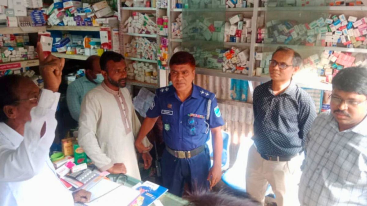 মানিকগঞ্জে কথিত ‘ডাক্তার’ গোলাপকে ১৪ দিনের কারাদণ্ড