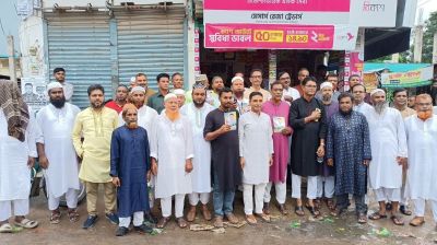 আলফাডাঙ্গা বাজার নির্বাচনে প্রচারণায় ব্যস্ত আবুল বাশার শেখ