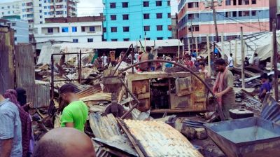 গাজীপুরে অগ্নিকাণ্ডে ১৬ দোকান পুড়ে ছাই