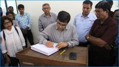 ‘জুলাই হত্যাকাণ্ডের’ বিচার দাবিতে নজরুল বিশ্ববিদ্যালয়ে গণস্বাক্ষর