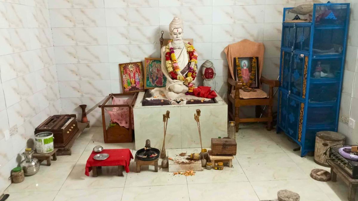 আনোয়ারায় মন্দিরের তালা ভেঙে স্বর্ণালঙ্কার চুরি