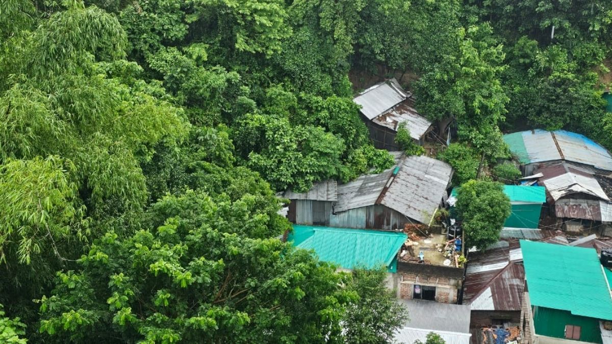বান্দরবানে টানা বর্ষণে পাহাড় ধসের শঙ্কা