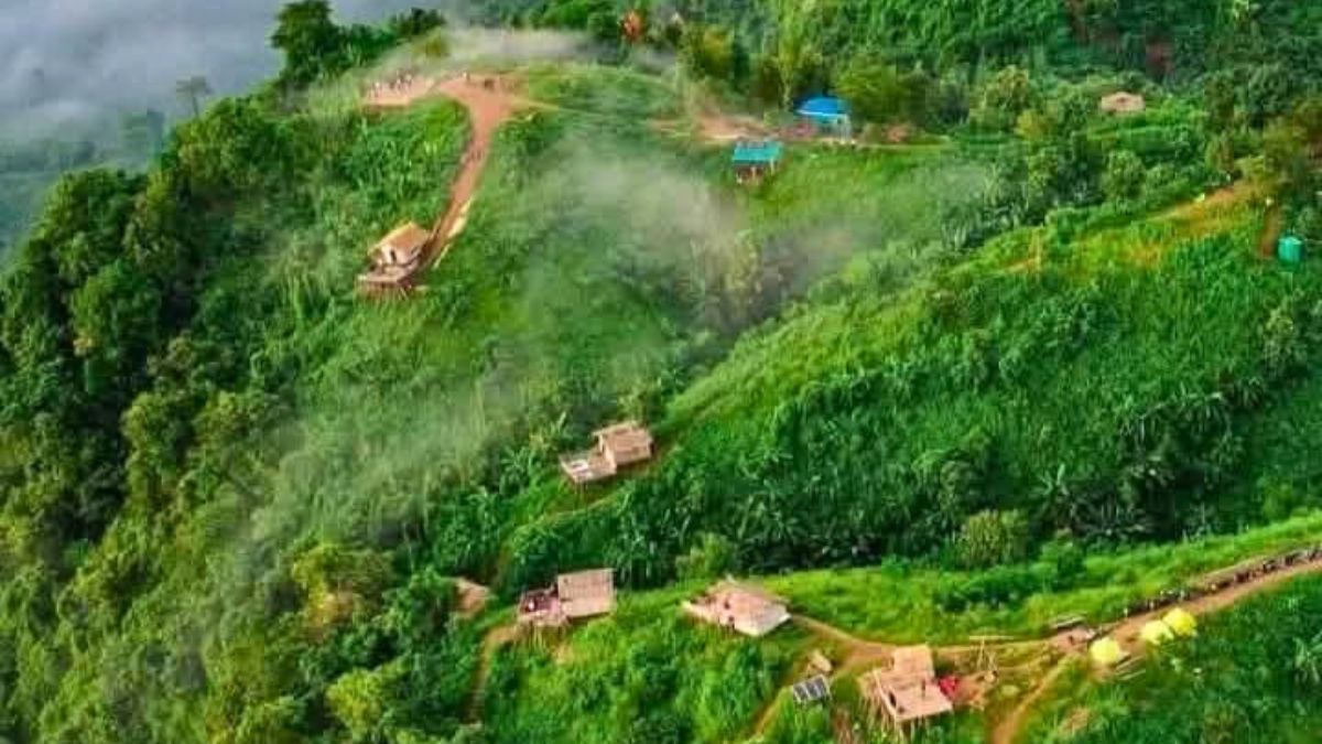 লামায় পাহাড়ধসের শঙ্কায় সব রিসোর্ট সাময়িক বন্ধ ঘোষণা