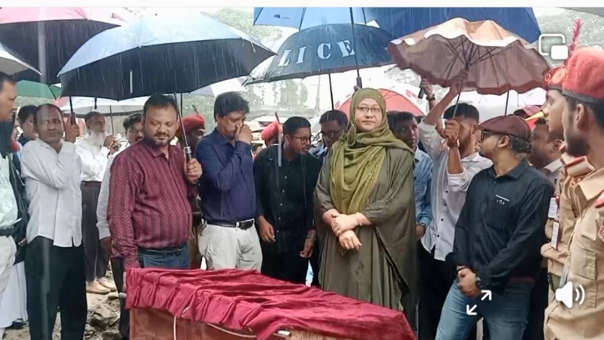 মেহেরপুরে ‘জুলাই স্মৃতি স্তম্ভ’ নির্মাণকাজ শুরু