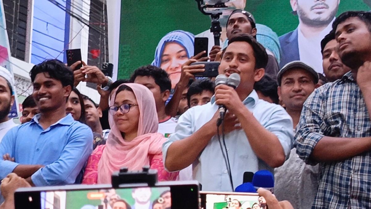 জনগণের পুলিশ হতে না পারলে দেশে ঠাঁই হবে না