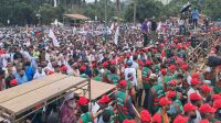 জামায়াত নেতাকর্মীদের সমাগম-পদচারণায় বন্ধ শাহবাগ মোড়