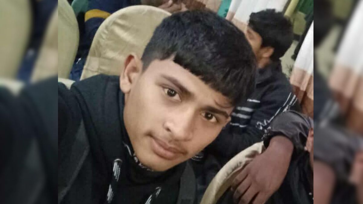 বগুড়ায় ছাত্রাবাস থেকে শিক্ষার্থীর মরদেহ উদ্ধার