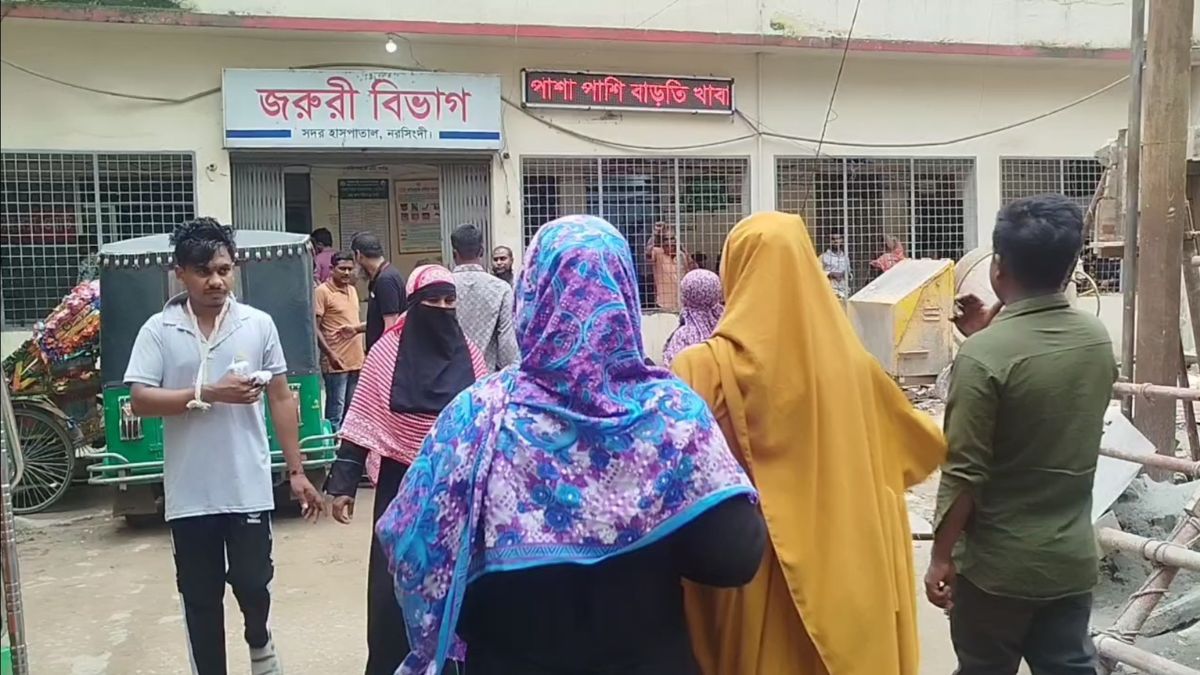 নরসিংদীতে আধিপত্য বিস্তার নিয়ে সংঘর্ষ, নারী নিহত