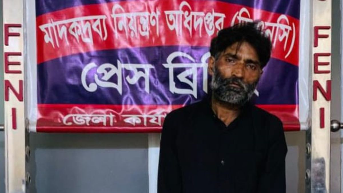 ফেনীতে ইয়াবাসহ মাদক কারবারি আটক
